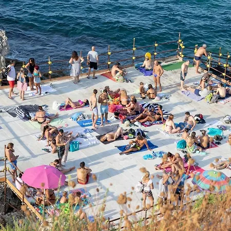 Turistico Solarium * Syracuse